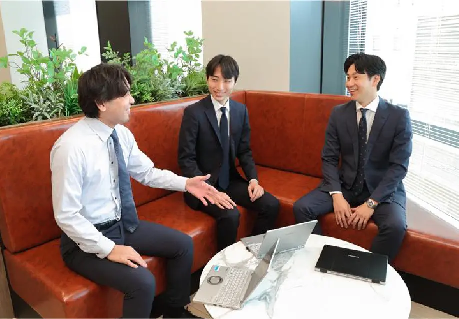 写真：社員の日常風景2